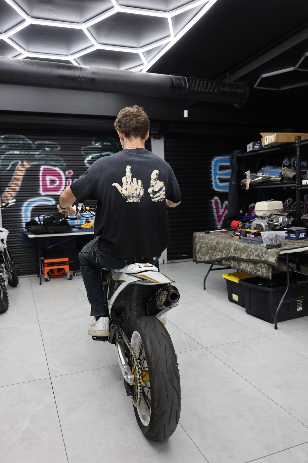 Dirtee Middle Finger Short sleeve